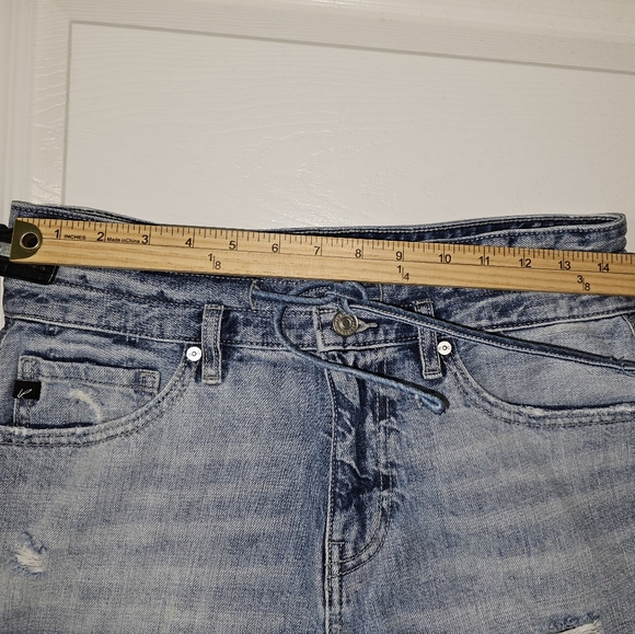 Kancan, Women's Size Large High Waisted Denim Shorts - Picture 6 of 9